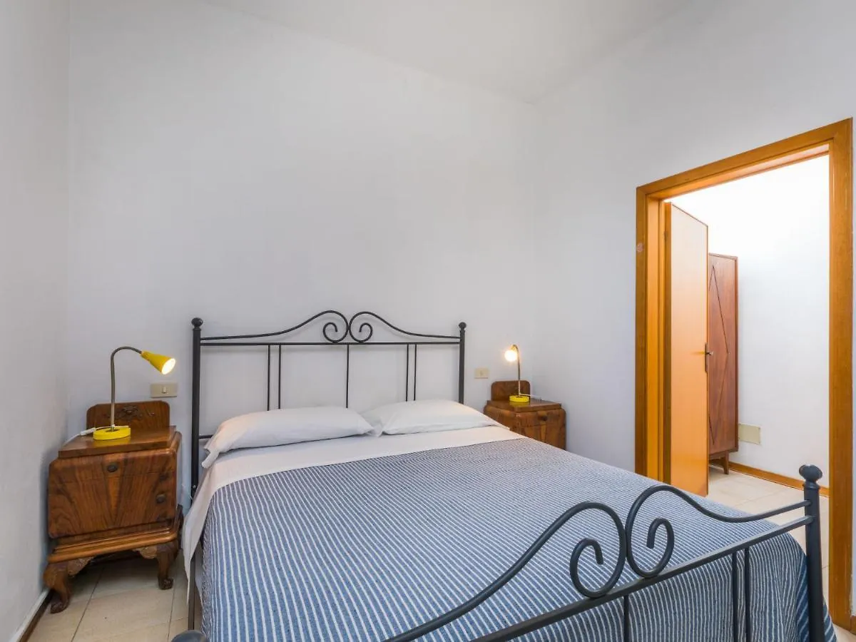 Holiday Home Il Giardino Sul Mare By Interhome كاسْتيلونْشيلّو