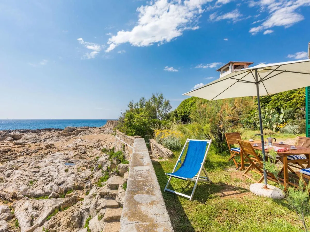 Holiday Home Il Giardino Sul Mare By Interhome كاسْتيلونْشيلّو
