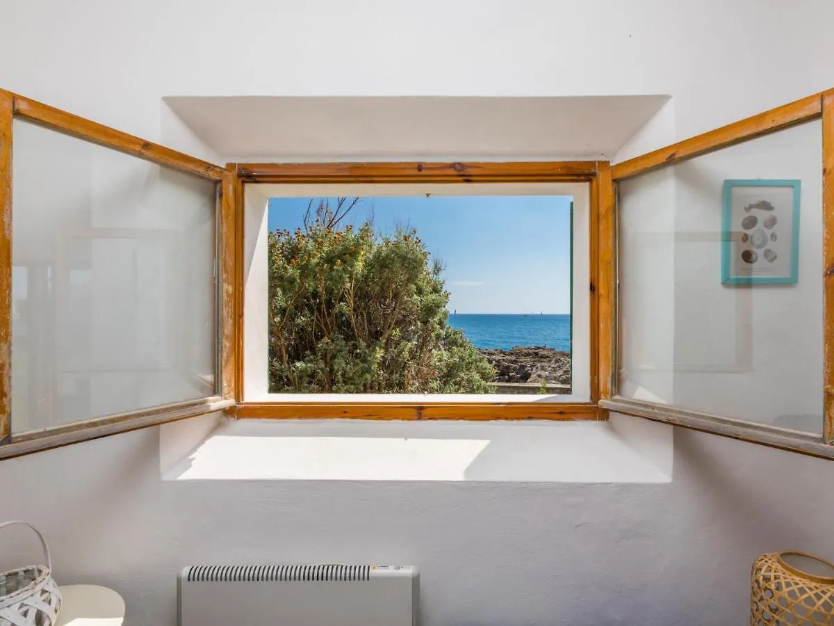 Holiday Home Il Giardino Sul Mare By Interhome كاسْتيلونْشيلّو